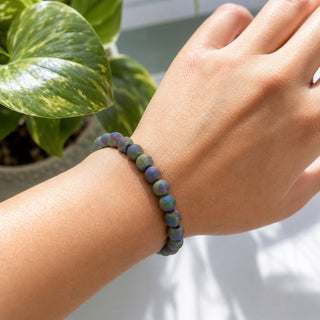 Rainbow Druzy Agate bead bracelet, lifestyle photo