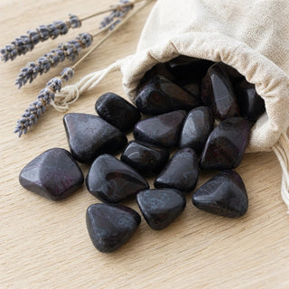 Sugilite E Tumbled #1 from Stonebridge Imports
